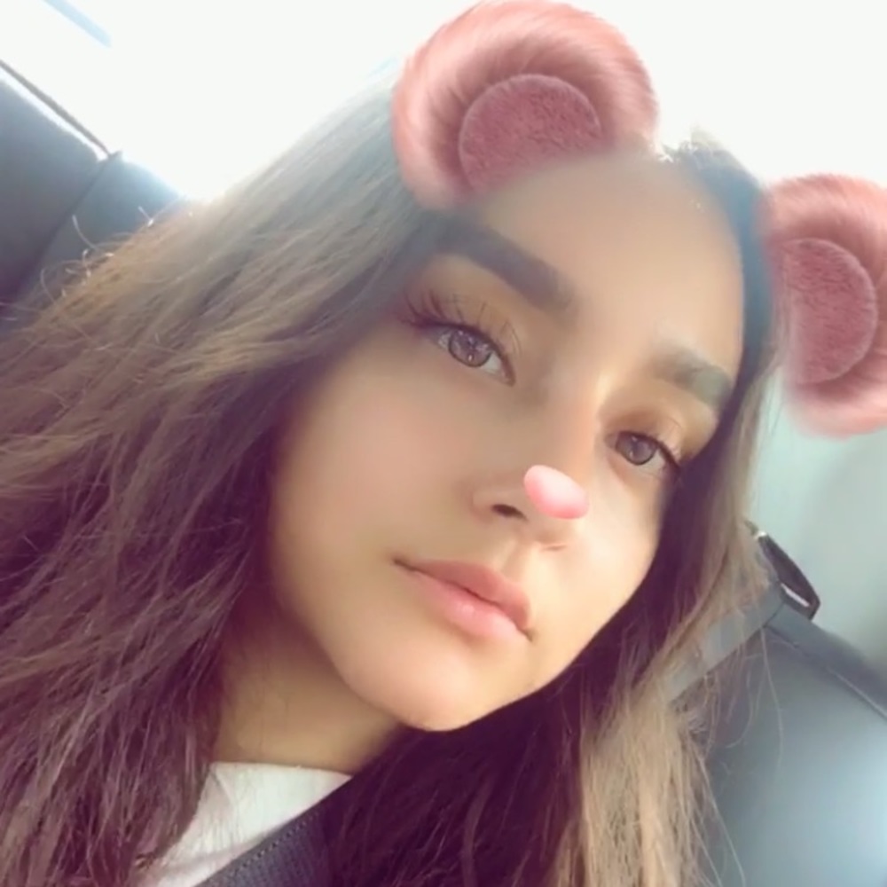 Meet your Posher, Jazmin
